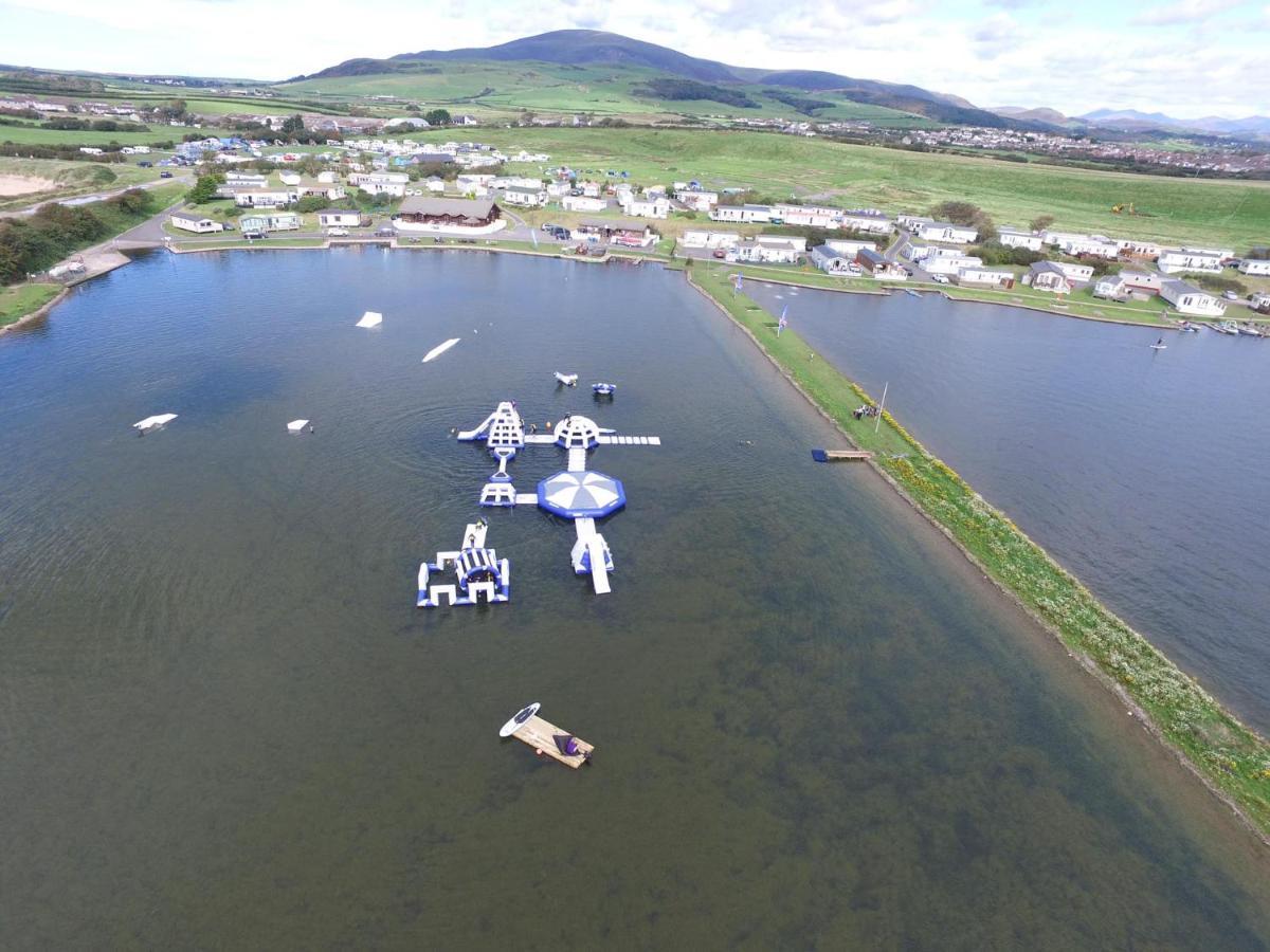מילום Driftwood Cottage Port Haverigg Marina Village מראה חיצוני תמונה